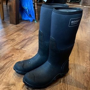 Mens classic tall Bogs waterproof boots